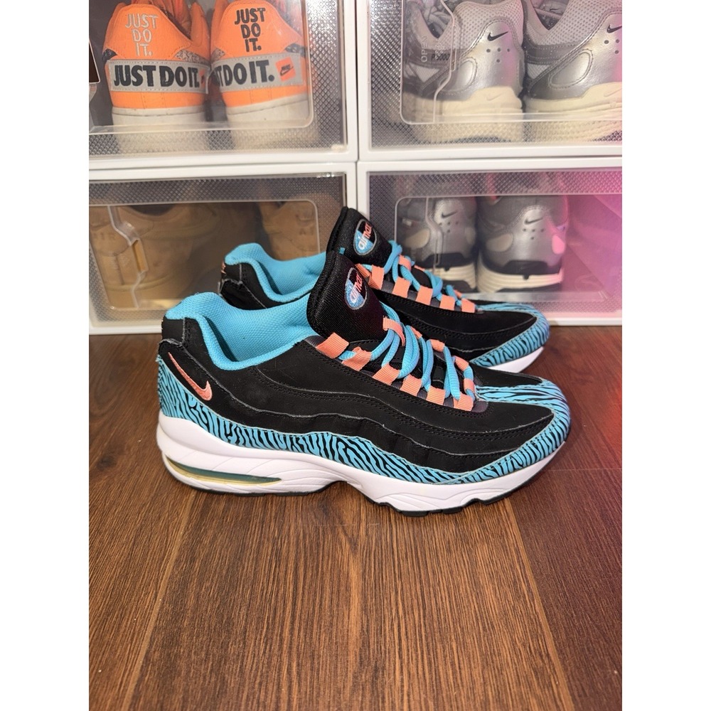 Nike Air Max 95 Premium Tape Sneakers Gamma Blue Zebra Black Youth 5.5